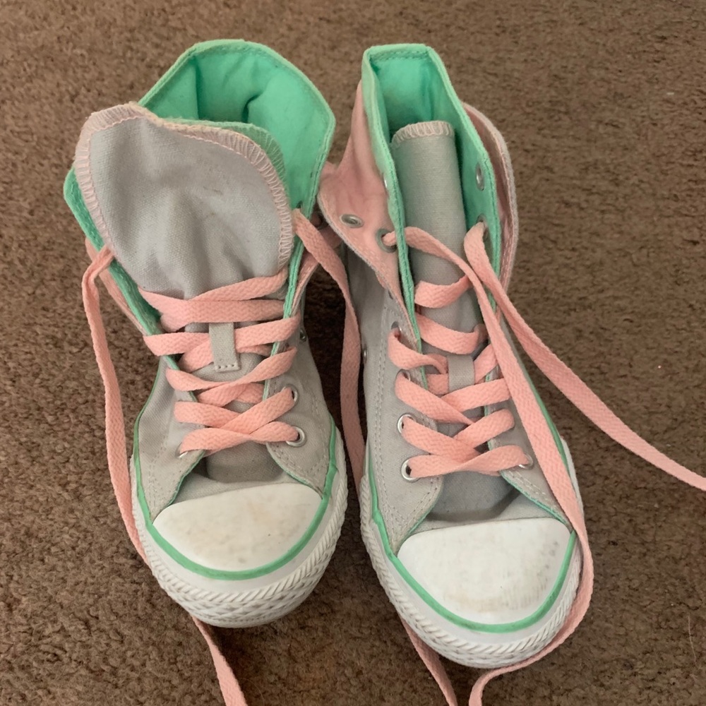 High Top Grey Converse Girls Sneakers Sz. 2
